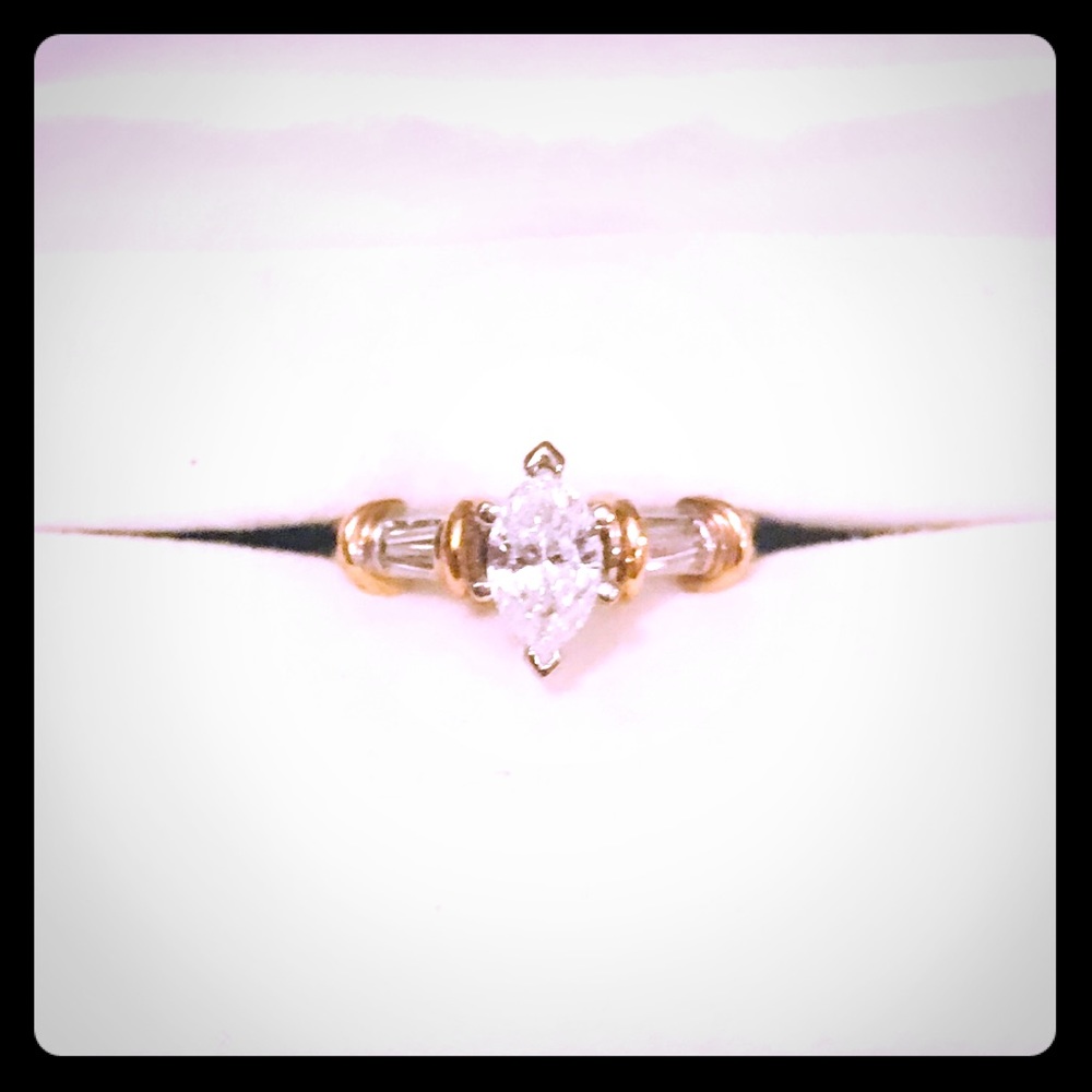 💎 Diamond Engagement Ring 💎